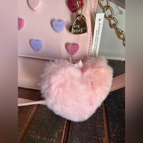Betsy Johnson Pink Candy Conversation Heart Crossbody Bag Heart Charms NEW - Picture 4 of 12